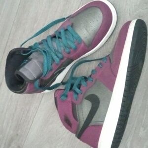 Jordan 1 turquoise/ burgundy